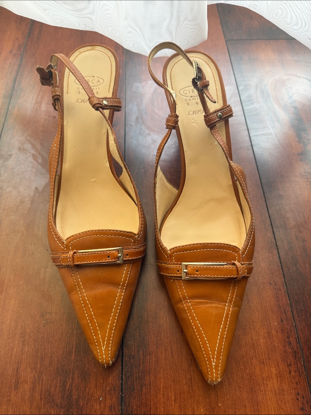 Joan & David Tan Leather Pointed Slingback Mules